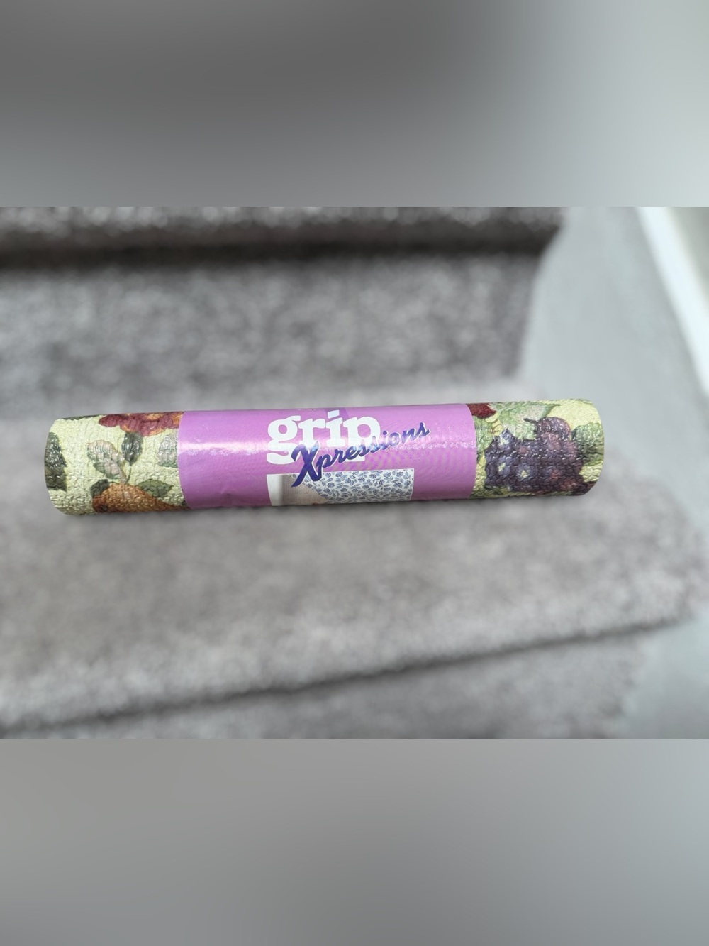 NEW Vintage Grip Xpressions Non Slip Shelf Liner Fruit Print 12in x 5ft Kitchen